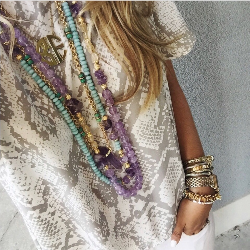 Turquoise beaded necklace